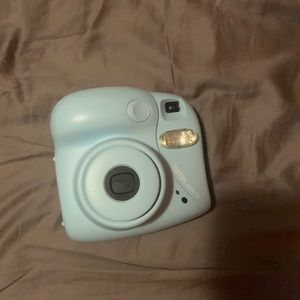 Fijifilm camera instal mini 7t brand new